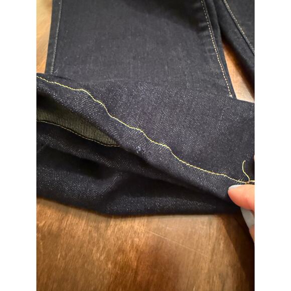 Blank NYC Women's Dark Wash The Varick Kick Flare Crop Denim Jean Size 25 - Picture 9 of 13